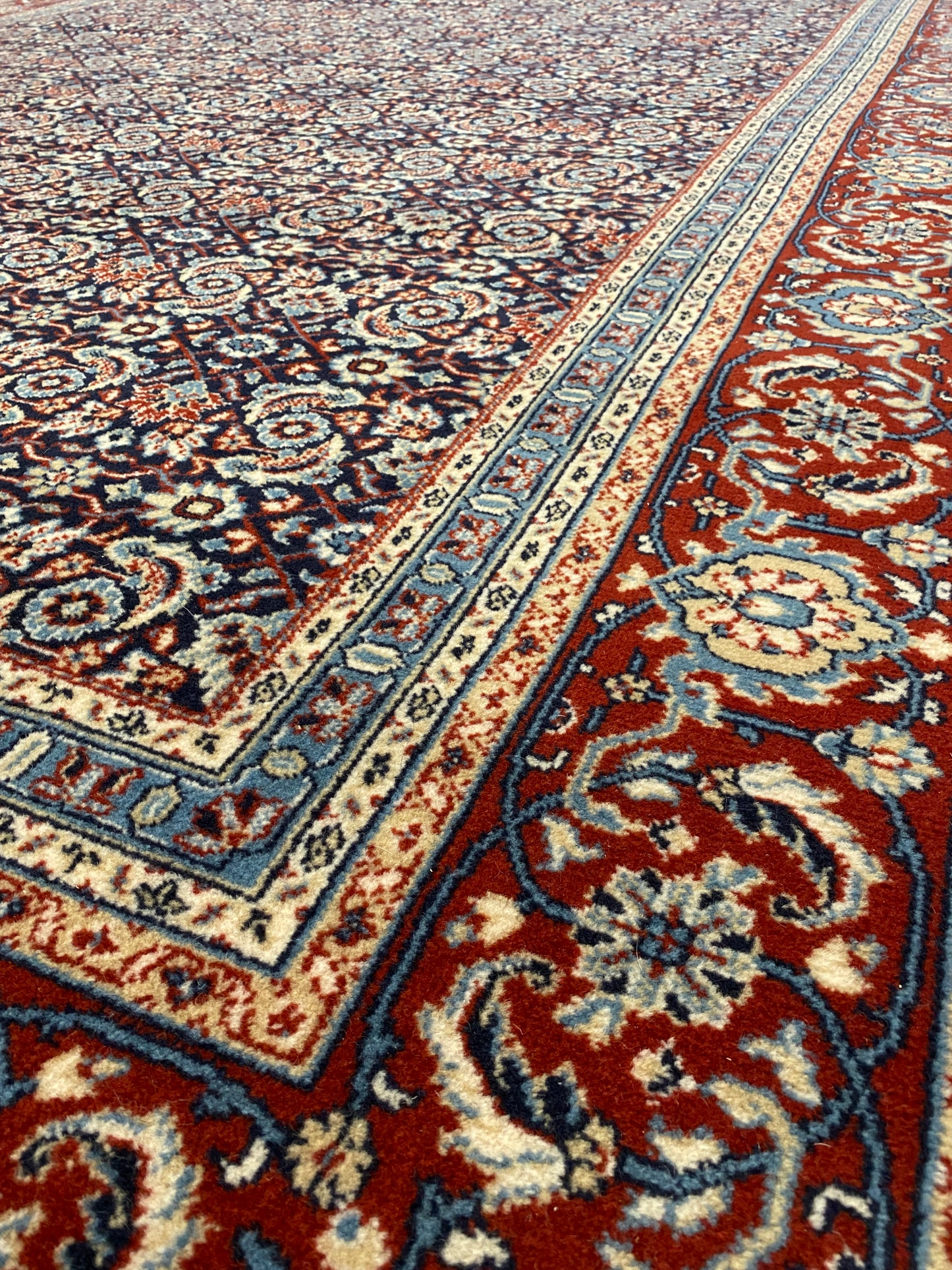 RUG 077 - Machine Woven Wool Large