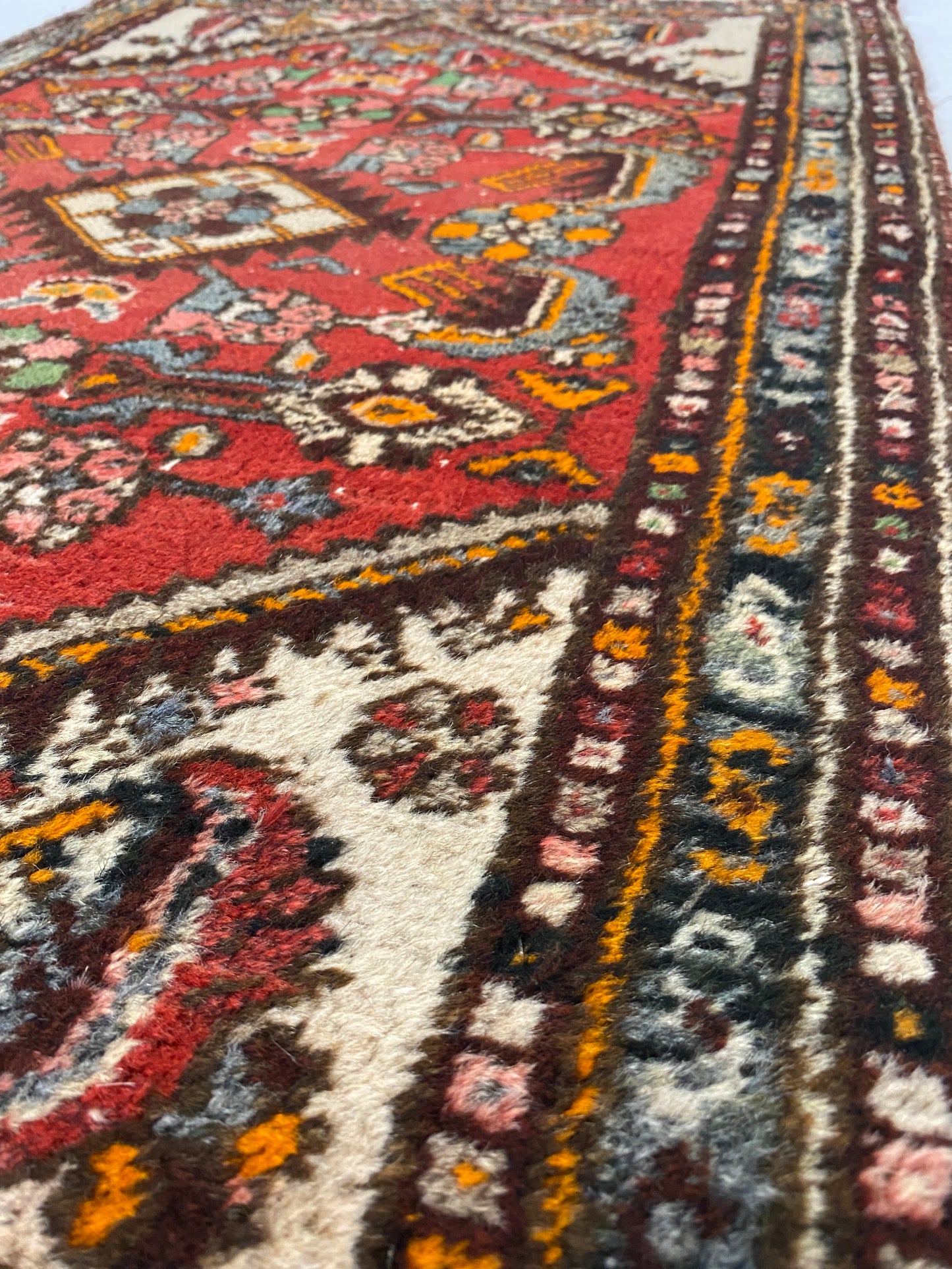 RUG 016 - Persian Wool