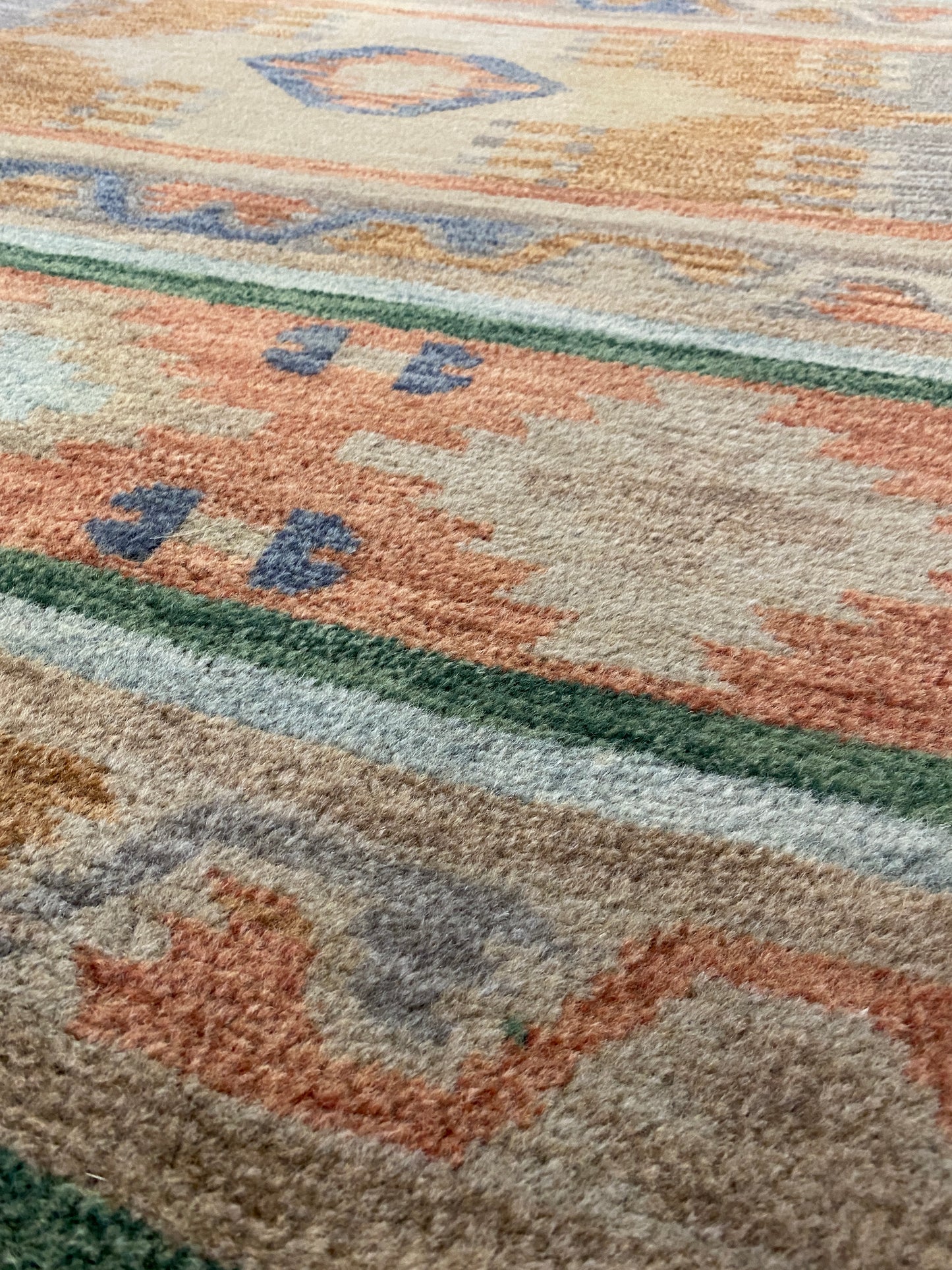 RUG 049 - Southwest Style Wool