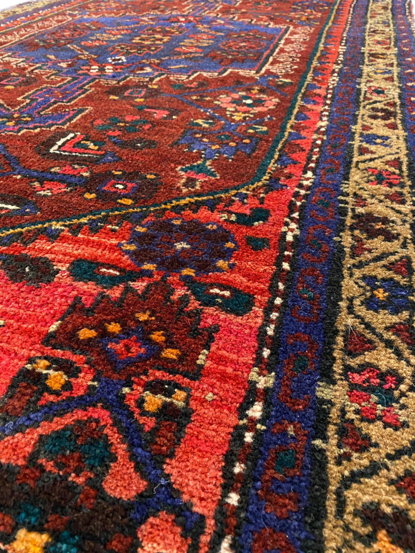 RUG 041 - Antique Hand Knotted Wool