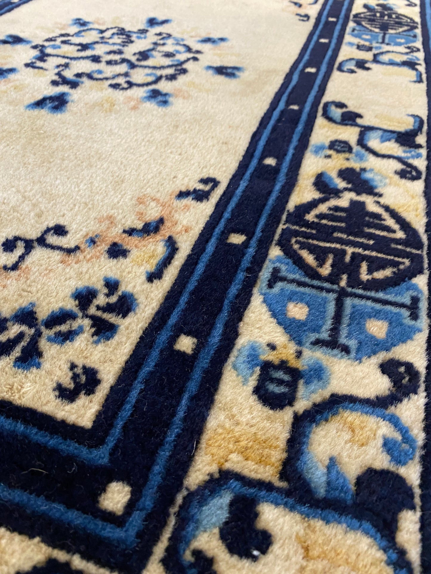 RUG 086 - Peking Chinese Wool