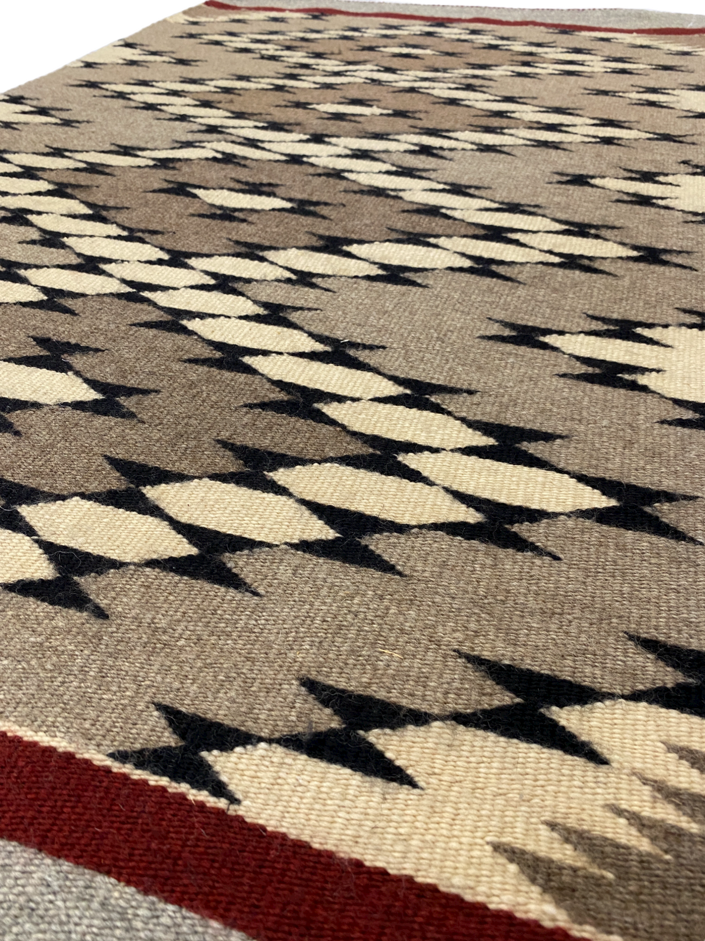 RUG 053 - Eye Dazzler Navajo